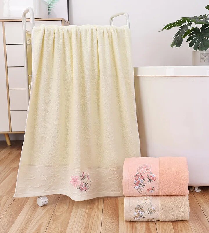 Serviettes de bain en coton brodée 300gr 140x70cm [Grand] Douce et légère